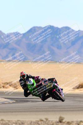 media/Jan-08-2022-SoCal Trackdays (Sat) [[1ec2777125]]/Turn 4 (1145am)/